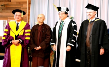 Đại học Hồng Kông vinh danh Thiền sư Thích Nhất Hạnh 